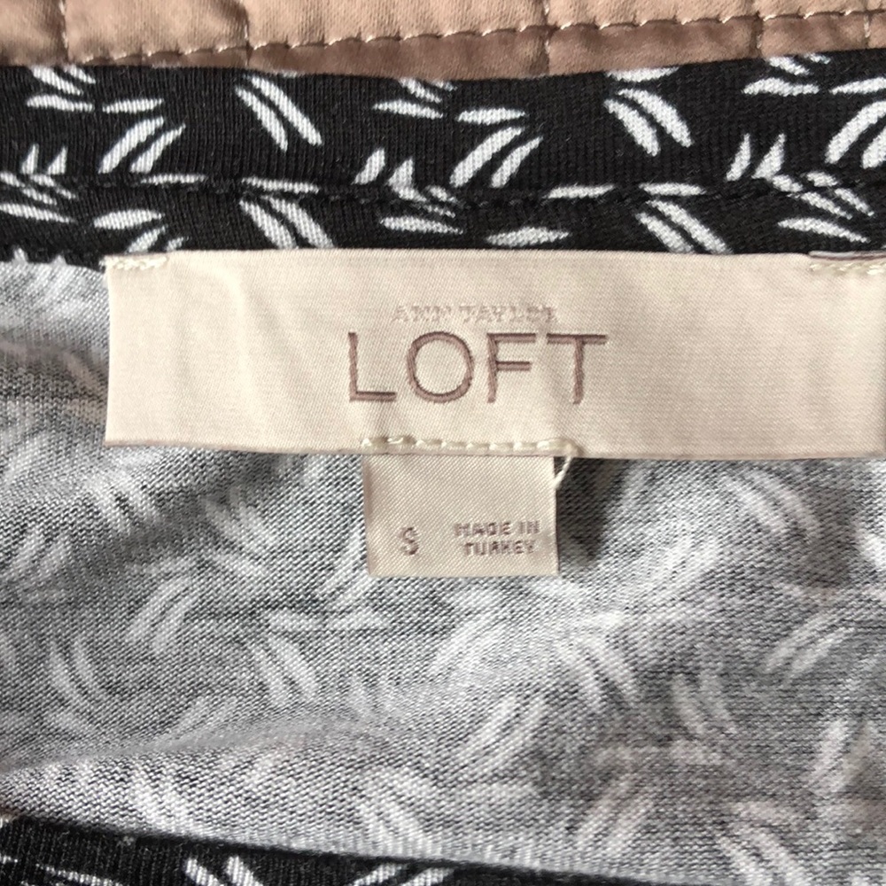 LOFT top - Picture 2 of 6